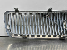Load image into Gallery viewer, GRILL Volvo V70 2001 01 2002 02 2003 03 2004 04 - NW260976
