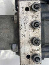 Load image into Gallery viewer, ABS ANTI-LOCK BRAKE PUMP E250D E300 E350 E400 E550 E63 2014 - NW220601
