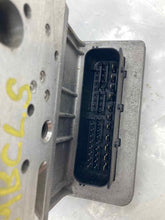 Load image into Gallery viewer, ABS ANTI-LOCK BRAKE PUMP Mercedes-Benz CLS500 CLS55 2006 06 - NW220618
