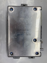 Load image into Gallery viewer, SATELLITE RECEIVER Lucerne DTS SRX Captiva Equinox Impala 9-3 9-5 06-16 - NW134505

