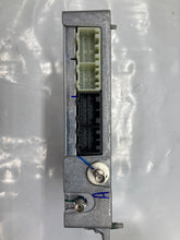 Load image into Gallery viewer, SATELLITE RECEIVER Lucerne DTS SRX Captiva Equinox Impala 9-3 9-5 06-16 - NW134505
