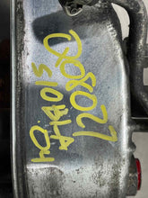 Load image into Gallery viewer, POWER STEERING PUMP Envoy S10 S15 Sonoma 96 97 98 - 04 - NW240619
