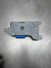 Load image into Gallery viewer, Transfer Case Computer Blazer Hombre 98 99 00 - 05 - NW233046
