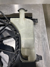 Load image into Gallery viewer, Radiator Fan Assembly Kia Soul 2015 - NW246823
