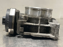 Load image into Gallery viewer, Throttle Body  SAAB 9-5 2011 - NW178524
