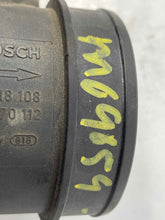 Load image into Gallery viewer, Mass Air Flow Sensor Meter MAF C70 S60 S70 S80 V70 XC70 99-02 - NW5749

