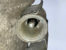 Load image into Gallery viewer, AC COMPRESSOR Volvo C70 2000 00 2001 01 2002 02 03 04 - NW43245
