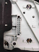 Load image into Gallery viewer, TAIL LIGHT LAMP ASSEMBLY E280 E300 E320 E350 E550 E63 07-09 Left - NW247312
