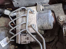 Load image into Gallery viewer, ABS PUMP Pathfinder 2005 05 2006 06 2007 07 2008 08 - NW220505
