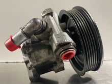 Load image into Gallery viewer, POWER STEERING PUMP F-Type Vanden Pl XF XFR XJ XJL XJR XK XKR 10-15 - NW240929
