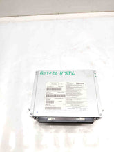 Load image into Gallery viewer, RADIO AM FM CD Jaguar Vanden Pl XJ XJL XJR 2010 10 2011 11 - NW232129
