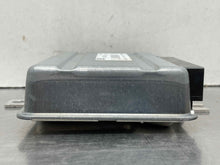 Load image into Gallery viewer, SUSPENSION CONTROL MODULE COMPUTER Vanden Pl XJ XJL XJR 10-14 - NW235538
