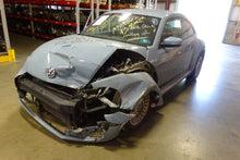 Load image into Gallery viewer, ABS Pump Volkswagen Beetle 2013 - NW2679
