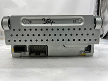 Load image into Gallery viewer, RADIO RECEIVER Land Rover LR2 2008 08 2009 09 2010 10 2011 11 2012 12 - NW137878
