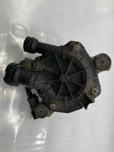 Load image into Gallery viewer, Air Injection Pump Smog Buick Lacrosse 2009 - NW7943

