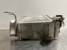 Load image into Gallery viewer, INTERCOOLER 550i 550i Gt 650i 750 HYBRID 750i 750il X5 X6 08-15 Left - NW106273
