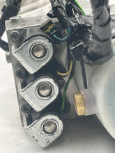 Load image into Gallery viewer, CONVERTIBLE TOP MOTOR Audi A5 RS5 S5 10 11 12 13 14 15 16 - NW242339

