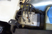 Load image into Gallery viewer, ABS PUMP Passat 1999 99 2000 00 2001 01 - NW2754
