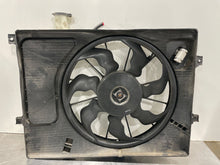 Load image into Gallery viewer, RADIATOR FAN ASSEMBLY Elantra 2011 11 2012 12 2013 13 2014 14 - NW246580
