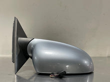Load image into Gallery viewer, Side View Mirror Volkswagen Passat 2004 04 Right - NW53837
