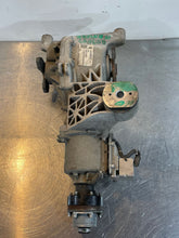 Load image into Gallery viewer, Carrier Assembly Renault Encore 2018 - NW391370
