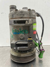 Load image into Gallery viewer, AC COMPRESSOR Audi 100 A6 S6 1993 93 1994 94 95 96 - NW239376

