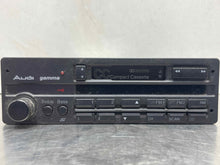 Load image into Gallery viewer, Radio  AUDI A6 1995 - NW231359
