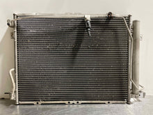 Load image into Gallery viewer, AC CONDENSER Kia Sorento 2003 03 2004 04 2005 05 06 - NW43926
