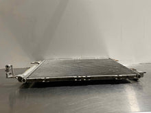 Load image into Gallery viewer, AC CONDENSER Kia Sorento 2003 03 2004 04 2005 05 06 - NW43926
