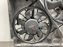 Load image into Gallery viewer, RADIATOR FAN ASSEMBLY Kia Sorento 2003 03 2004 04 05 06 - NW64185
