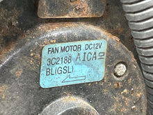 Load image into Gallery viewer, RADIATOR FAN ASSEMBLY Kia Sorento 2003 03 2004 04 05 06 - NW64185

