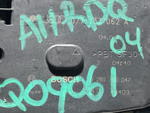 Load image into Gallery viewer, THROTTLE BODY Audi A6 RS4 A8 A6 01 02 03 04 05 06 - 09 - NW246336
