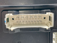 Load image into Gallery viewer, BODY CONTROL MODULE BCM COMPUTER Infiniti M35 M45 2006 06 - NW31572
