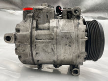 Load image into Gallery viewer, AC COMPRESSOR Mercedes E320 E500 E55 CLS500 03 - 06 - NW277835
