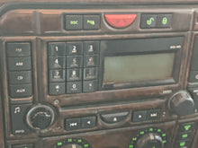 Load image into Gallery viewer, Radio Land Rover LR3 2005 05 2006 06 2007 07 2008 08 2009 09 Am Fm CD - NW232661
