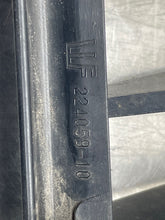 Load image into Gallery viewer, GRILLE BMW 325ci 325i 328i 330ci 330i 330xi 335i 06 07 08 Left - NW98146
