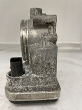 Load image into Gallery viewer, THROTTLE BODY BMW 530i 330i 525i 323i 325i Z4 2006 06 2007 07 2008 08 - NW177785
