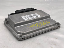 Load image into Gallery viewer, Transfer Case Computer Volkswagen Touareg 2004 04 2005 05 - NW38903
