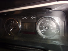 Load image into Gallery viewer, Speedometer Cluster Lincoln MKZ 2007 - NW159188
