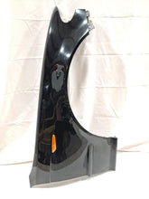 Load image into Gallery viewer, FENDER BMW 320i 330i 325i 02 03 04 05 Right - NW76210
