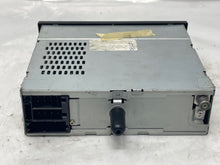 Load image into Gallery viewer, RADIO VW GOLF JETTA PASSAT 2001 01 02 03 04 05 AM FM CD - NW262050
