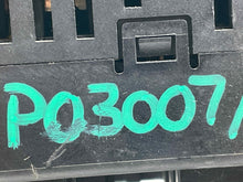 Load image into Gallery viewer, FUSE BOX ML320 ML350 ML430 ML500 ML55 98 99 00 01 02 03 04 05 - NW65755
