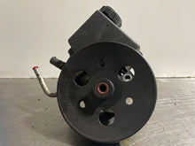 Load image into Gallery viewer, Power Steering Pump Buick Lacrosse 2007 - NW162538
