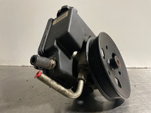 Load image into Gallery viewer, Power Steering Pump Buick Lacrosse 2007 - NW162538
