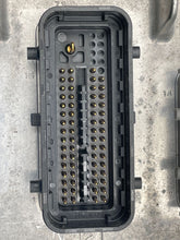 Load image into Gallery viewer, BODY CONTROL MODULE BCM COMPUTER Lacrosse Allure Grand Prix 05-09 - NW447917
