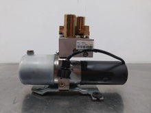Load image into Gallery viewer, CONVERTIBLE TOP MOTOR Saab 9-3 04 05 06 07 08 09 10 - NW263518
