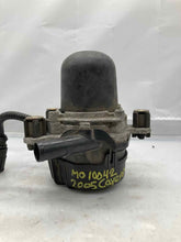 Load image into Gallery viewer, AIR INJECTION PUMP SMOG Cayenne 2003 03 2004 04 2005 05 2006 06 Right - NW8251
