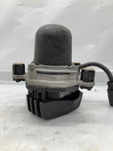Load image into Gallery viewer, AIR INJECTION PUMP SMOG Cayenne 2003 03 2004 04 2005 05 2006 06 Right - NW8251
