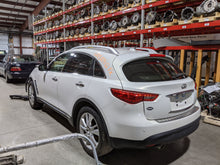 Load image into Gallery viewer, CARRIER ASSEMBLY FX Series FX35 FX50 QX70 2009-2017 AWD - NW265088

