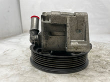 Load image into Gallery viewer, Power Steering Pump  THUNDERBIRD 2004 - NW265503
